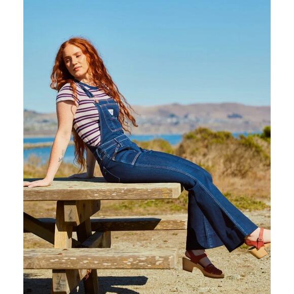 Women's Porter Blue Apparel Bonnie Denim Overalls Bluebell Dark Wash Flare Leg - Picture 8 of 8